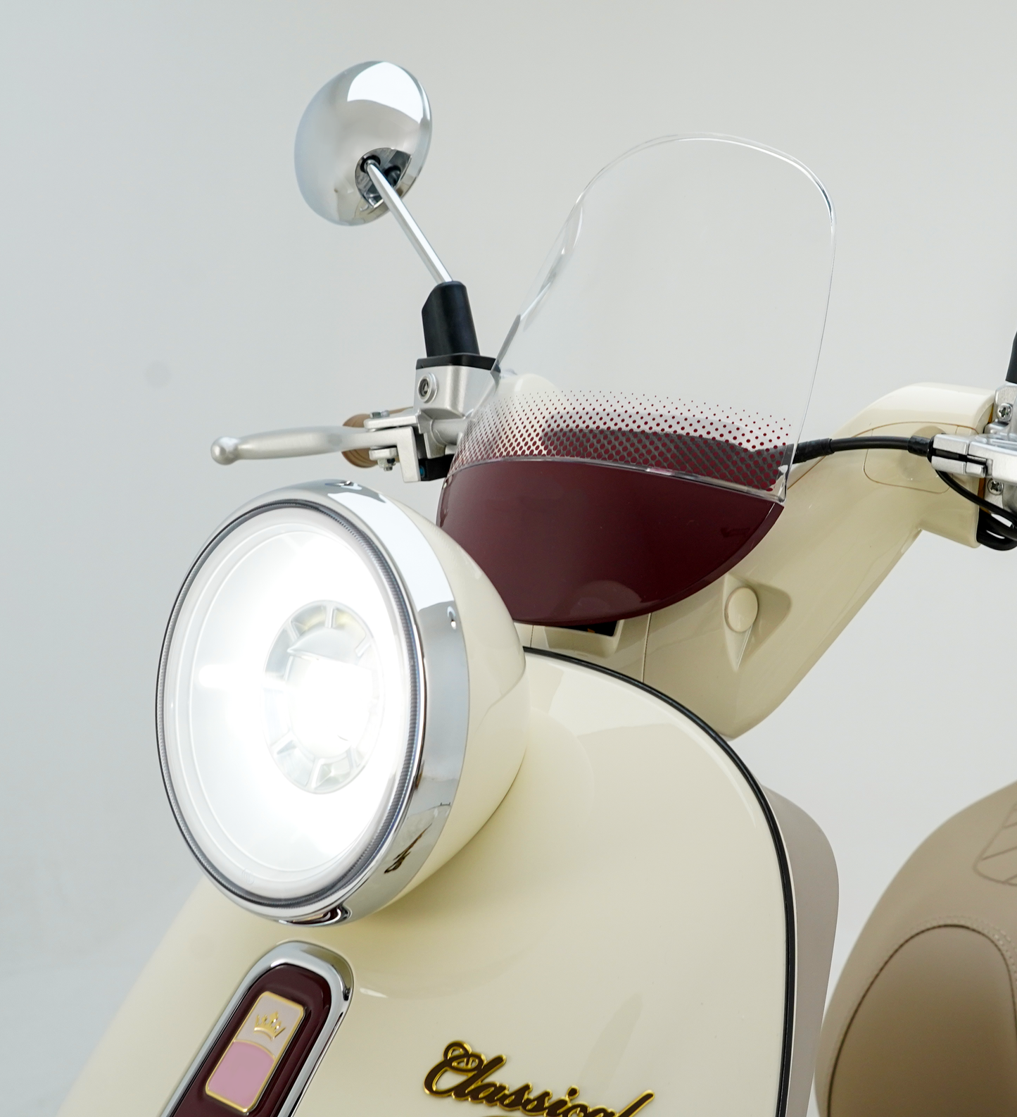 Maxium Eléctrica LUMEN